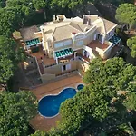 - & Nature * Praia Verde